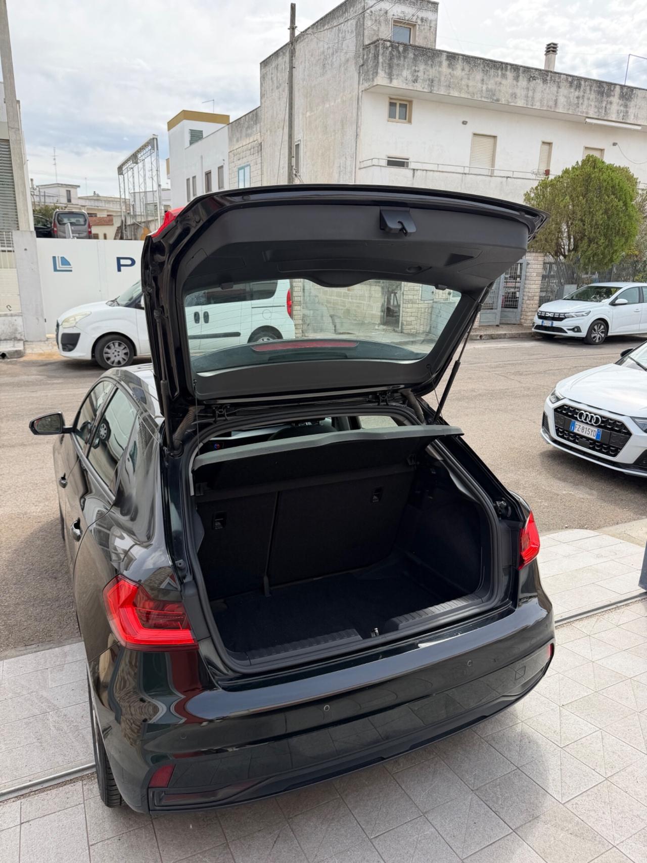 Audi A1 SPB 30 TFSI Advanced-2019/MATRIX