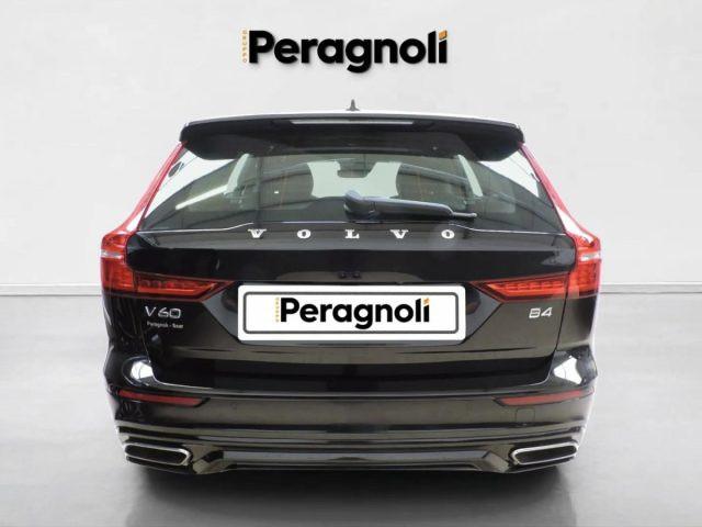 VOLVO V60 B4 (D) R-DESIGN AUTOMATICA