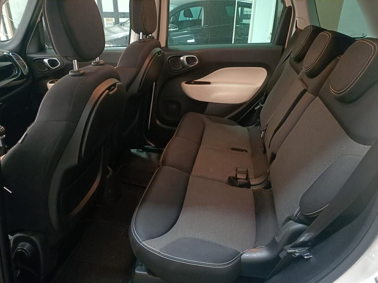 Fiat 500L 1.6 MJT 120CV Trekking navigatore grande trazione disinseribilePARI AL NUOVO 2016
