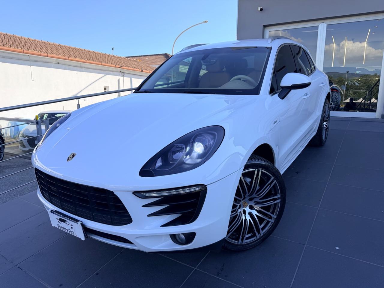 Porsche Macan 3.0 S Diesel white edition pari al nuovo