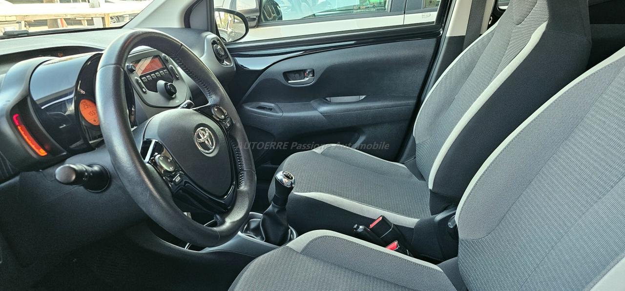 Toyota Aygo 1.0 X-Play