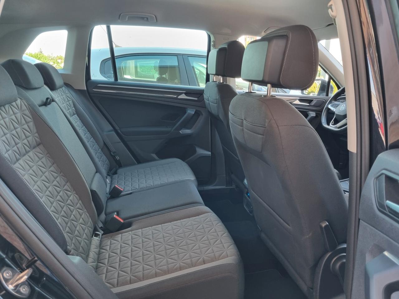Volkswagen Tiguan II 2021 2.0 tdi Life 122cv