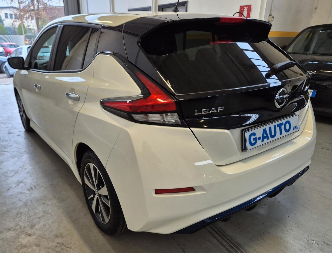 Nissan Leaf 40 kwh Solo 28.000 km