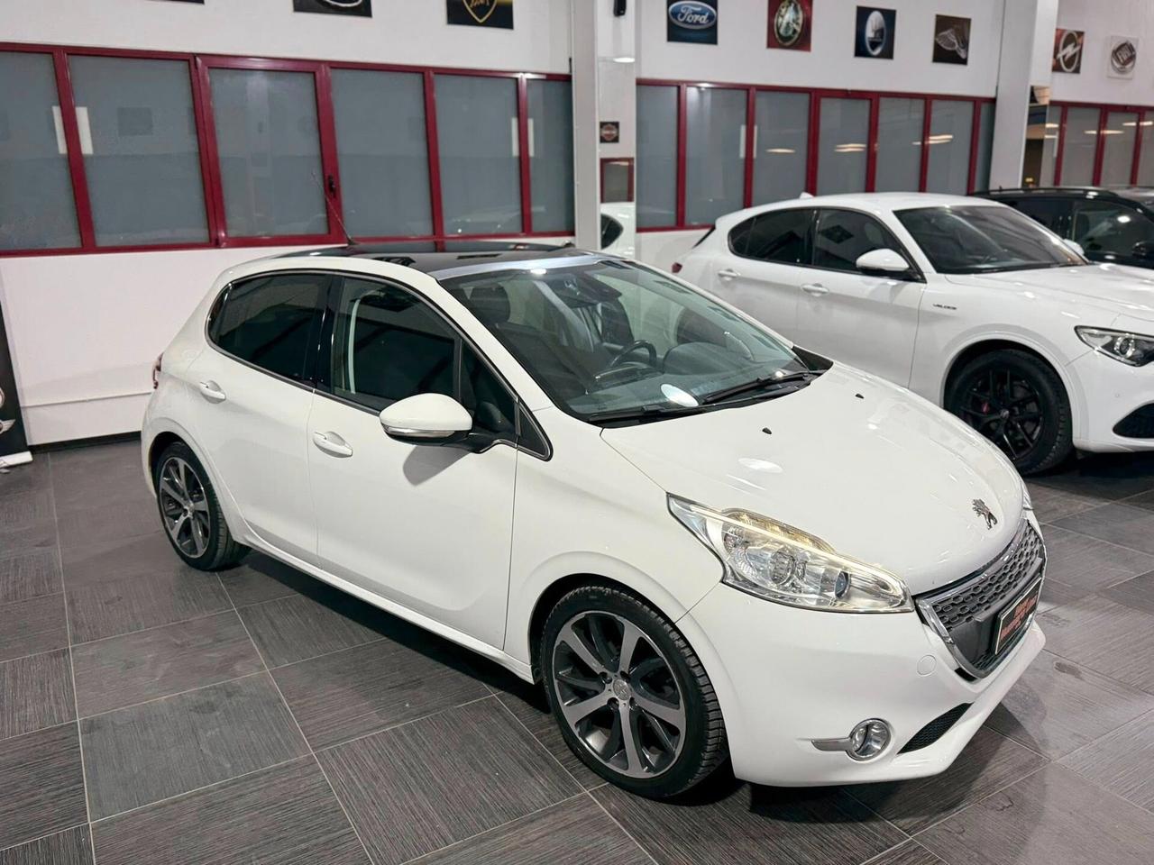 Peugeot 208 1.6 Bluehdi 92cv Allure 2013