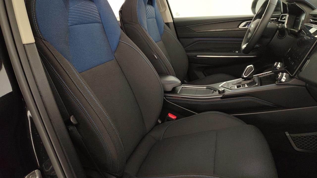 LYNK & CO 01 1.5 td phev auto