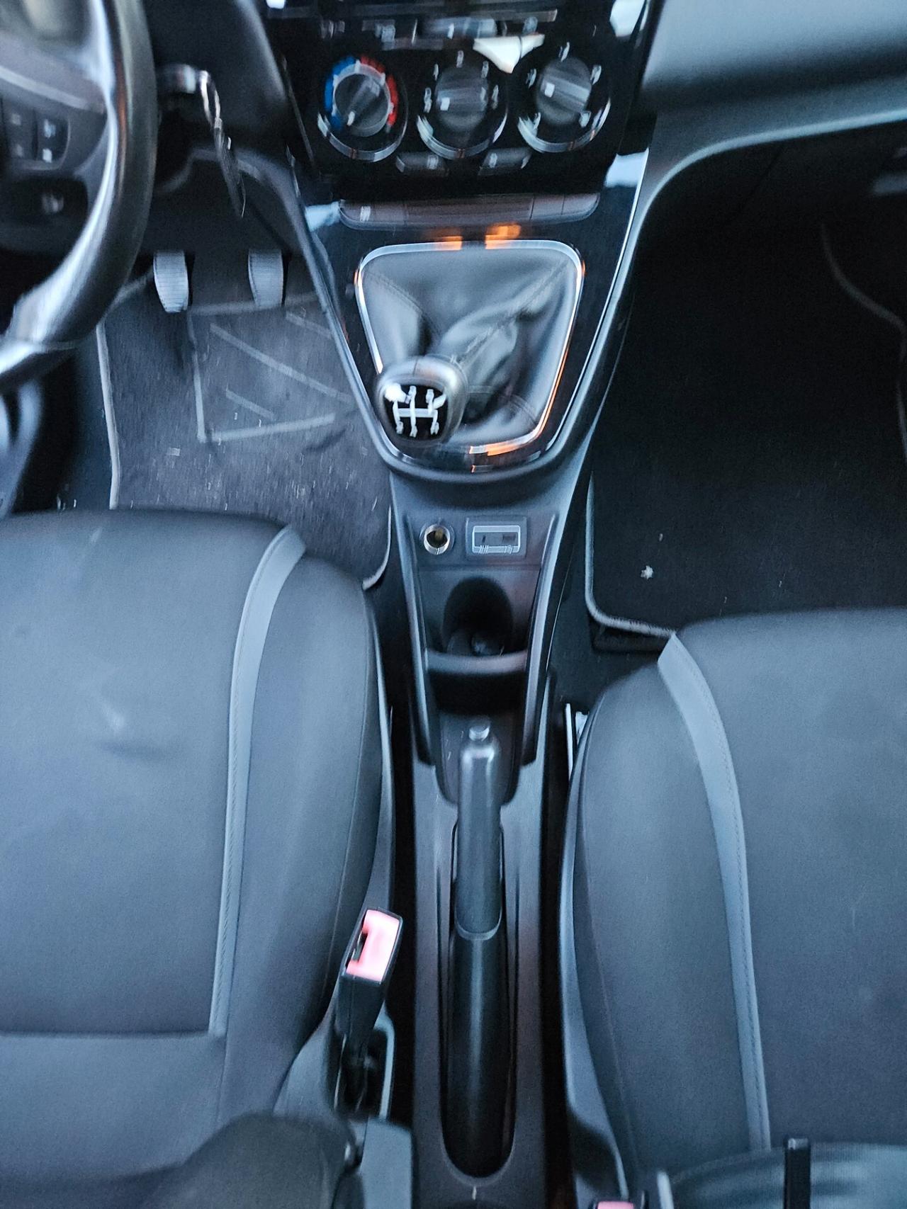Lancia Ypsilon 0.9 TwinAir 85 CV 5 porte Metano Ecochic Platinum