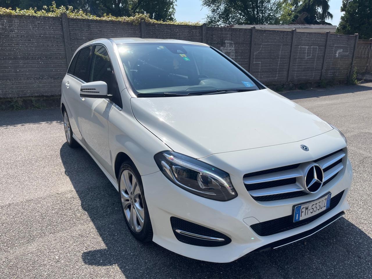 Mercedes-benz B 180 B 180 d Automatic Business