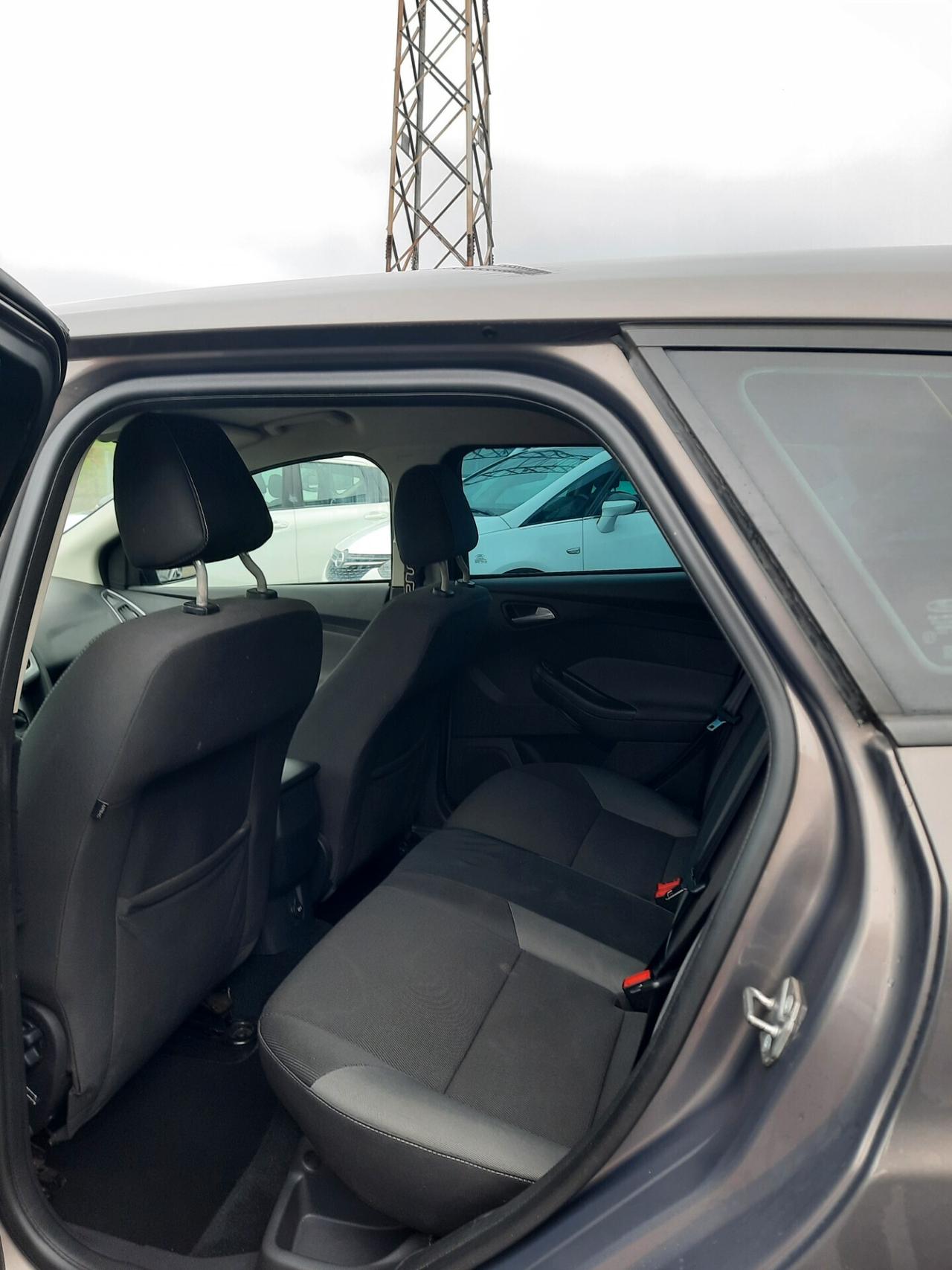 Ford Focus 1.6 TDCi 115 CV SW GANCIO TRAINO