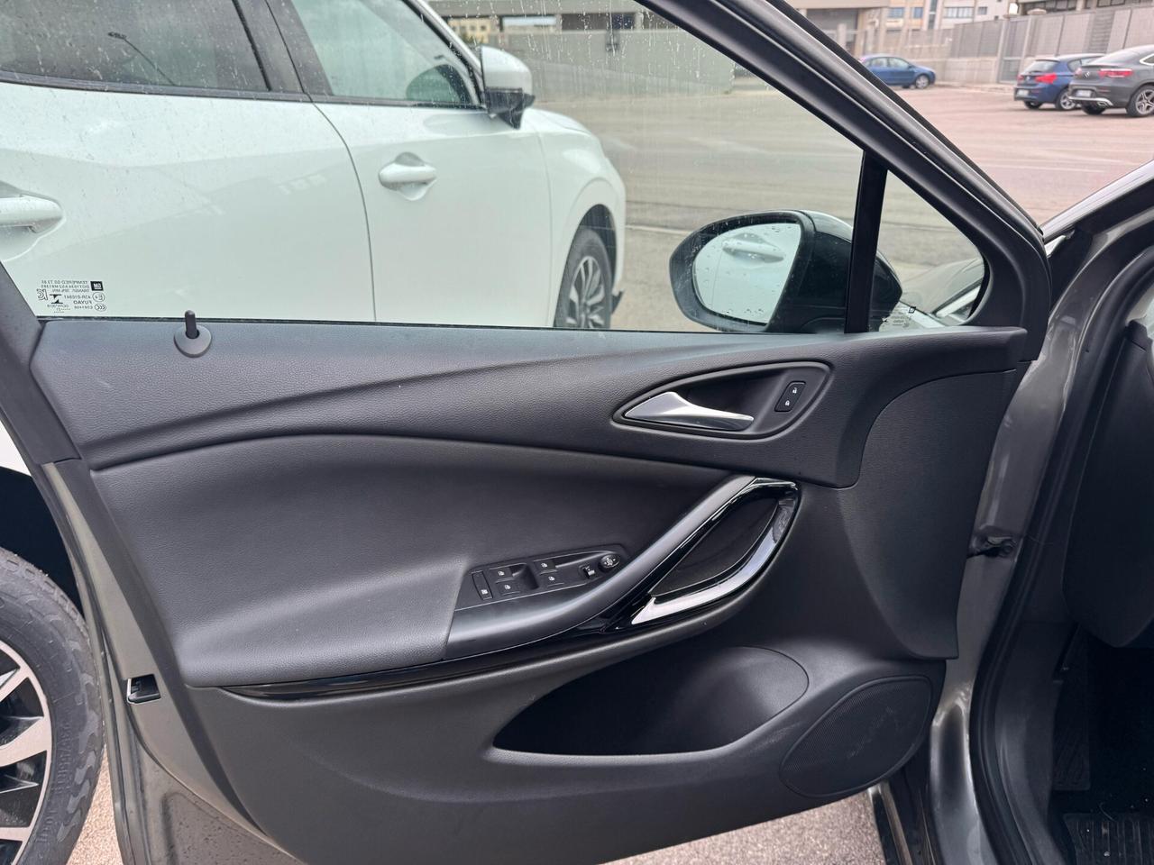 Opel Astra 1.2 Turbo 130 CV S&S 5 porte Business Elegance