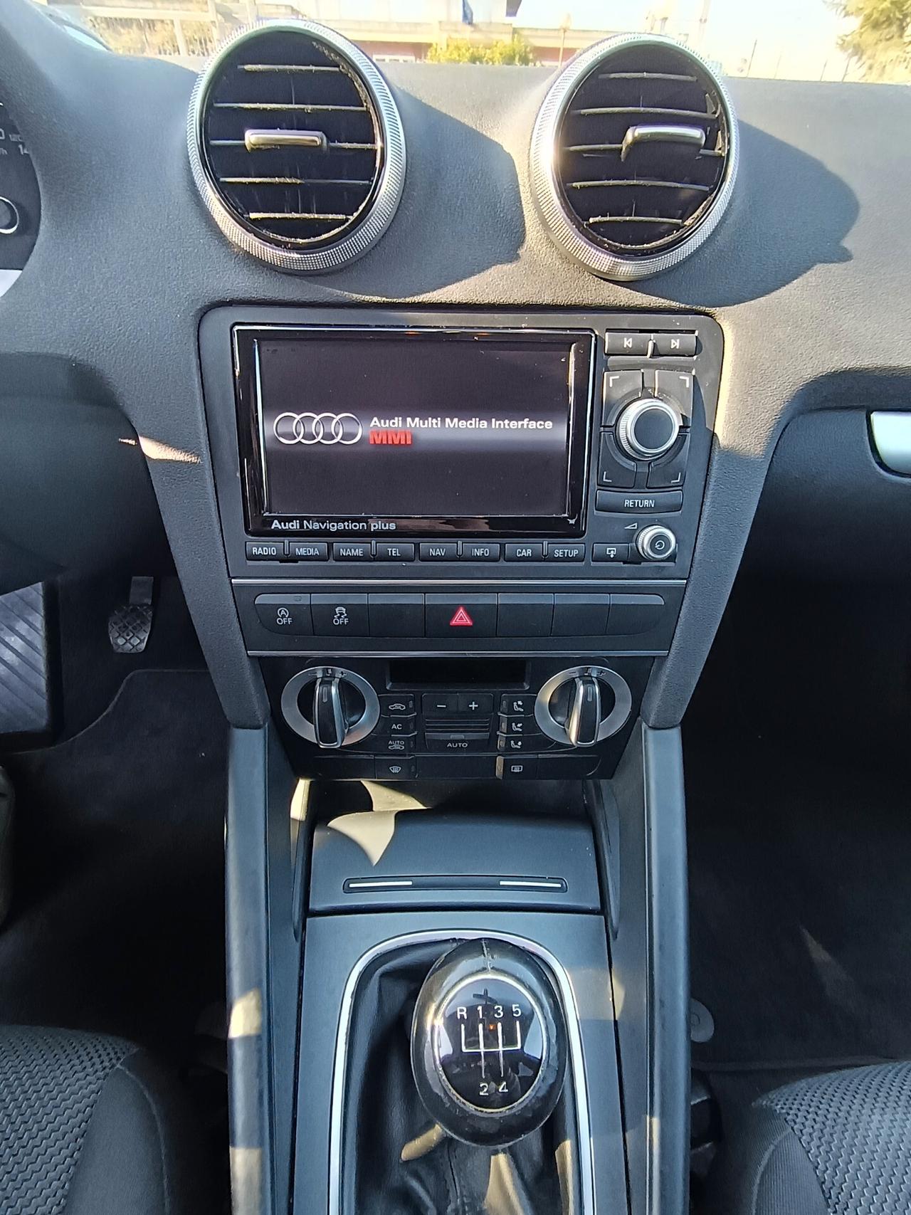 Audi A3 SPB 1.6 TDI 105 CV CR Ambition