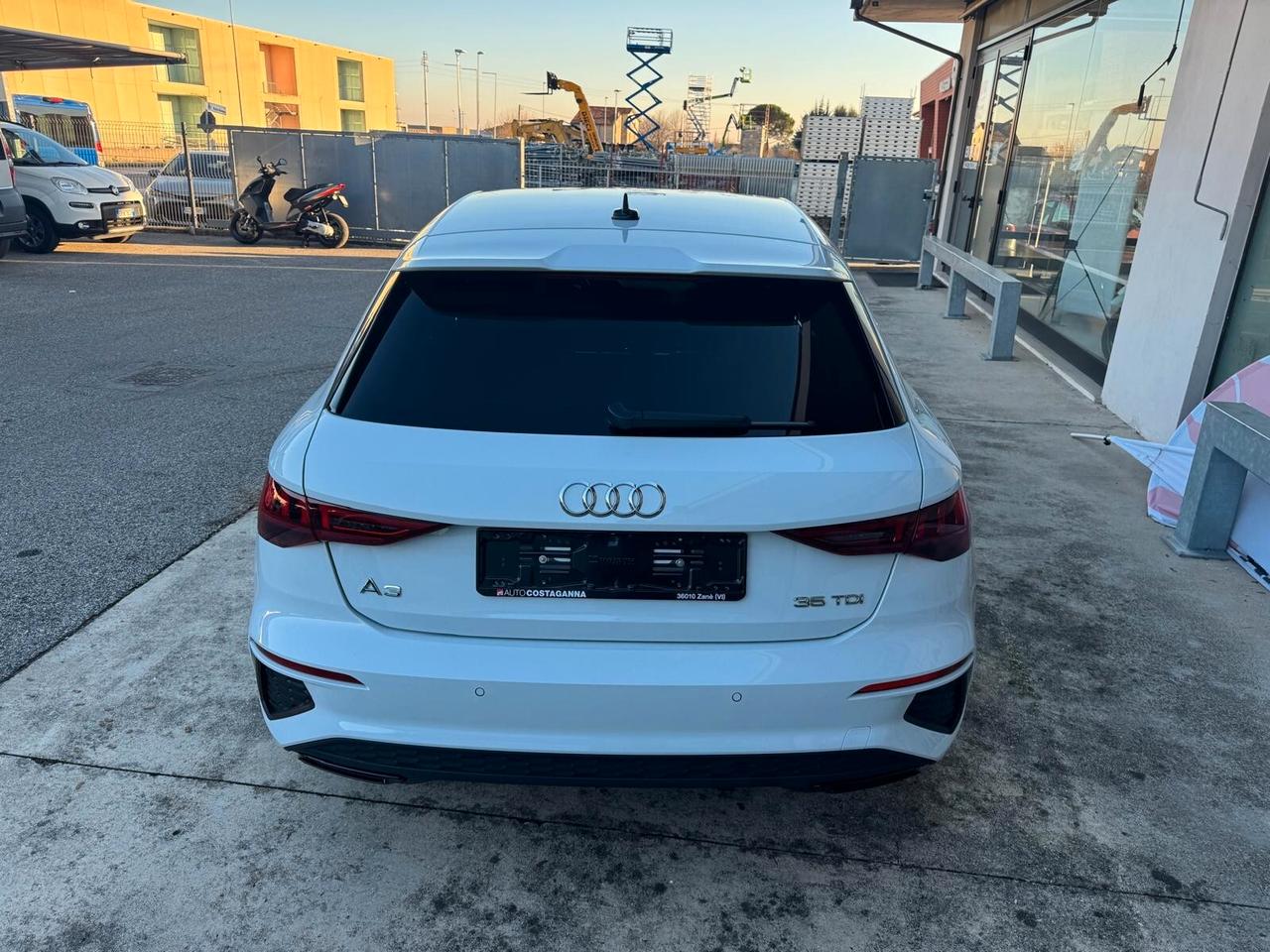 Audi A3 SPB 35 TDI S tronic S-LINE