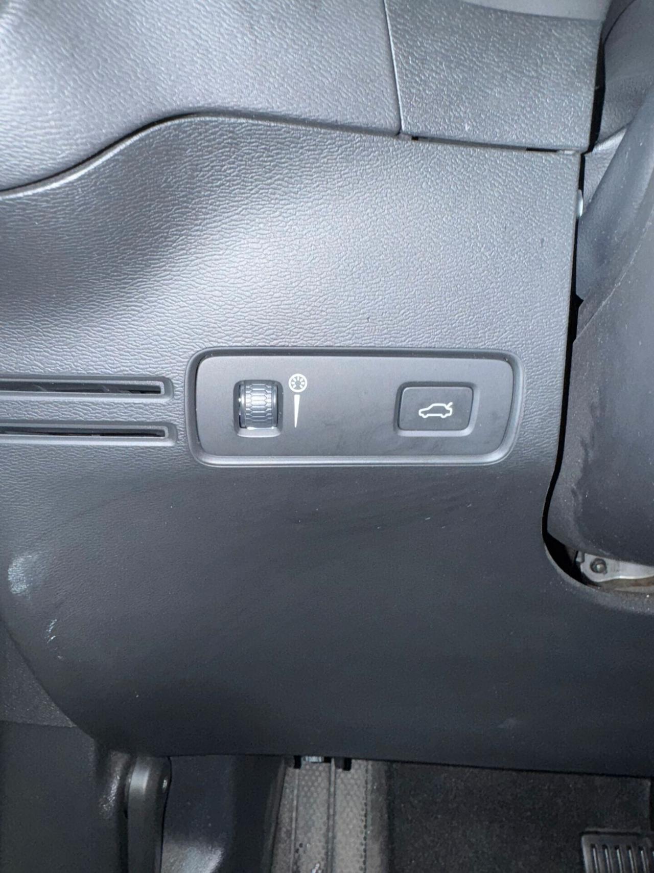 Volvo XC40 T3 Geartronic R-design