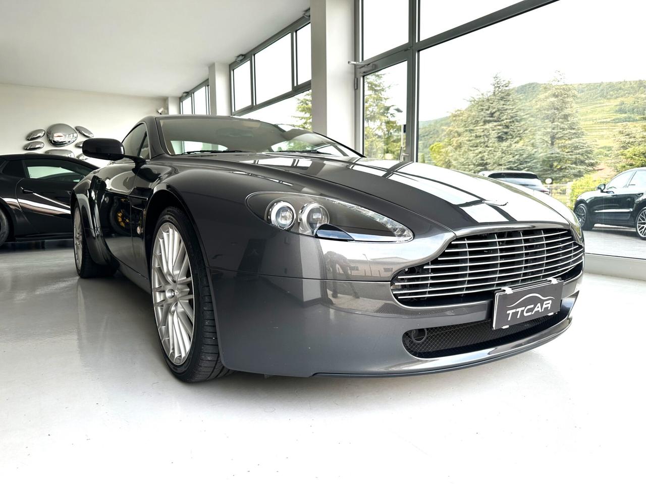 Aston Martin V8 Vantage Coupé Sportshift