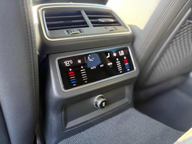 AUDI A6 Avant 40 2.0 TDI S tronic S-LINE