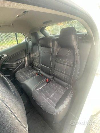 Mercedes-benz GLA 220 CDI Automatic Sport camera pelle AMG CRUISE MULTIFUNZIONE XENON