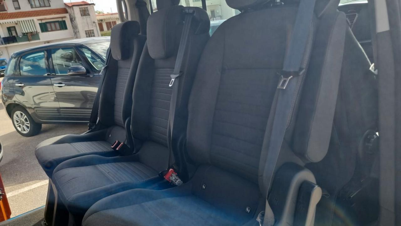 Ford Tourneo Custom 320 2.0 TDCi 130CV PC Titanium