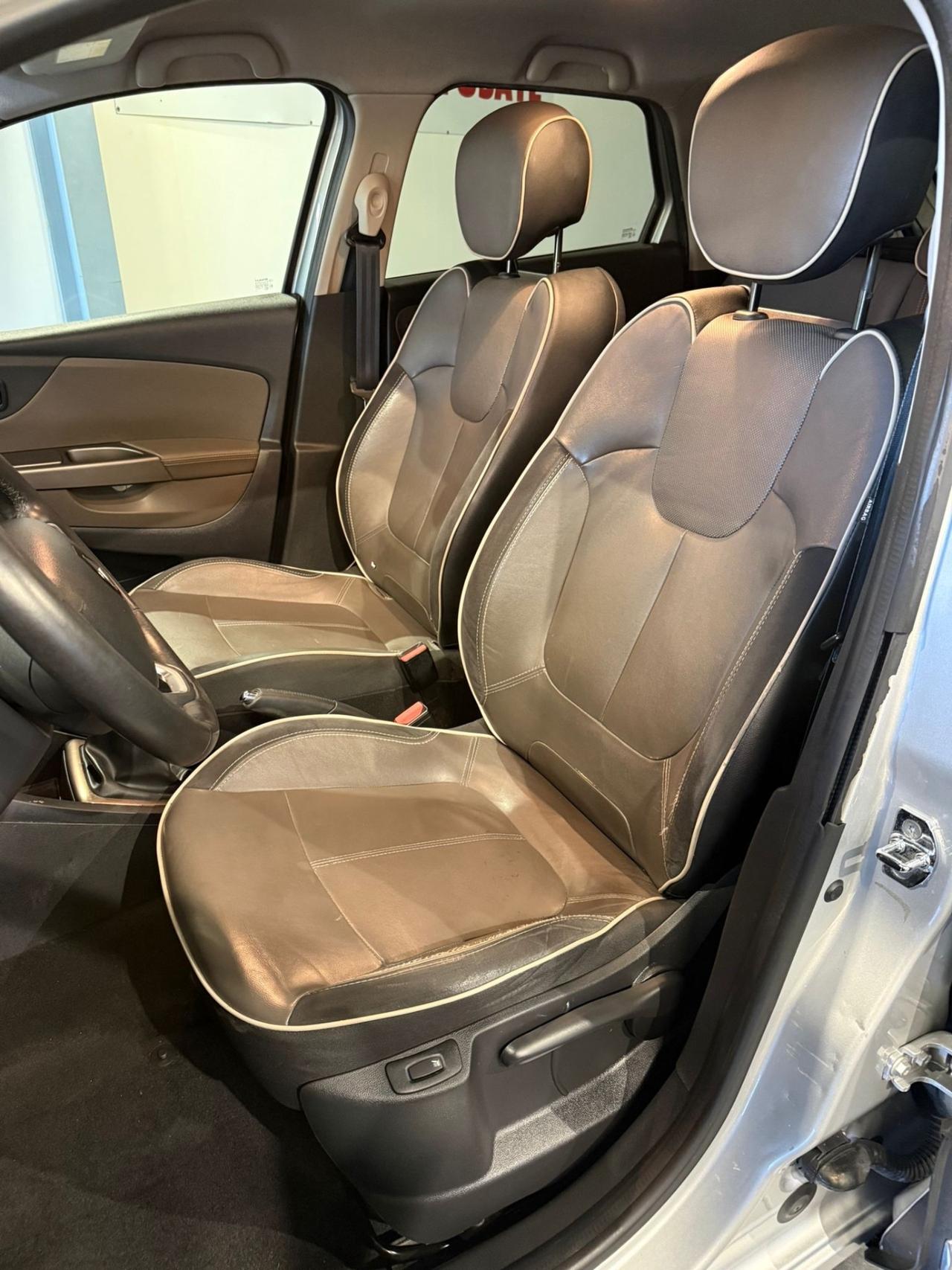 Renault Captur 1.5 - UNICO PROPRIETARIO-NEOPATENTATI