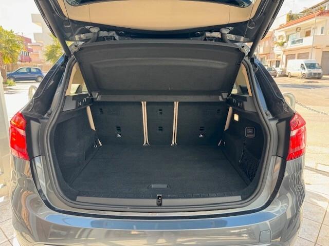 Bmw 2er Active Tourer 216d Luxury Pelle-Led-Navi-C.Autom.