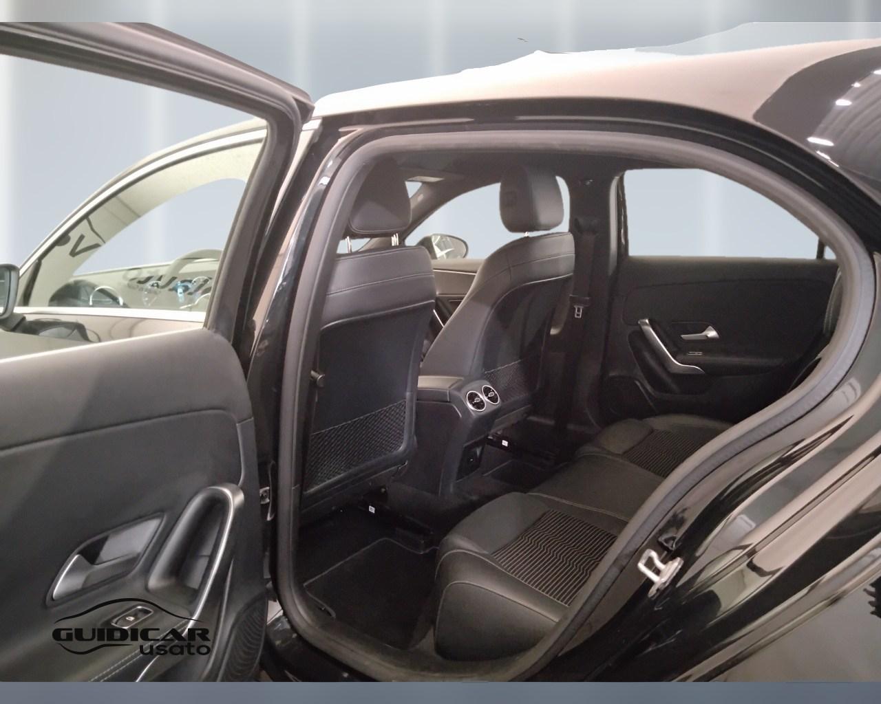 Mercedes-Benz Classe A - W177 2018 - A 180 d Sport auto