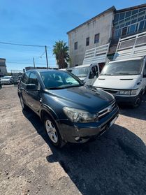 Toyota RAV 4 RAV4 2.2 D-4D 177 CV Luxury