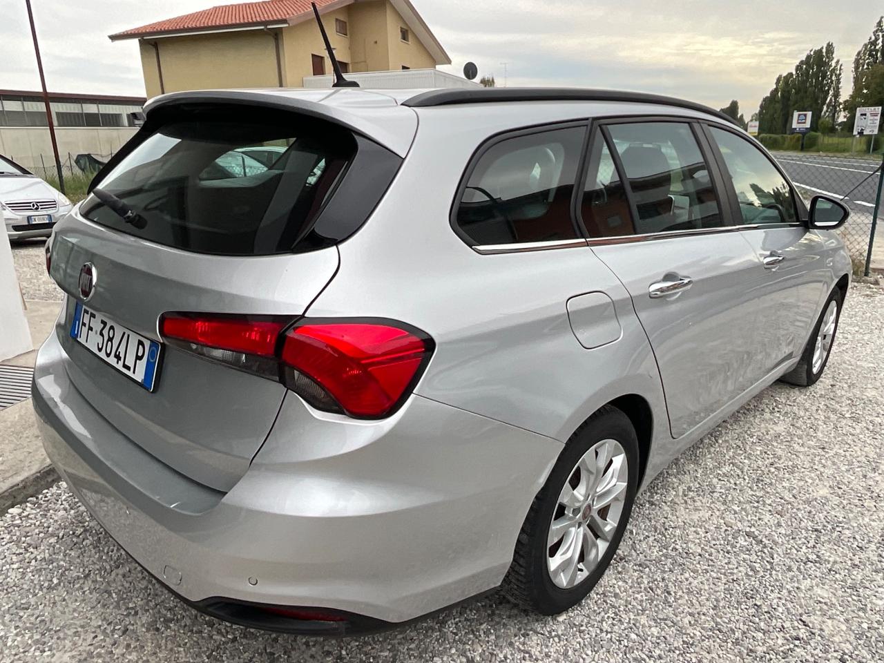 Fiat Tipo 1.6 Mjt S&S SW Lounge
