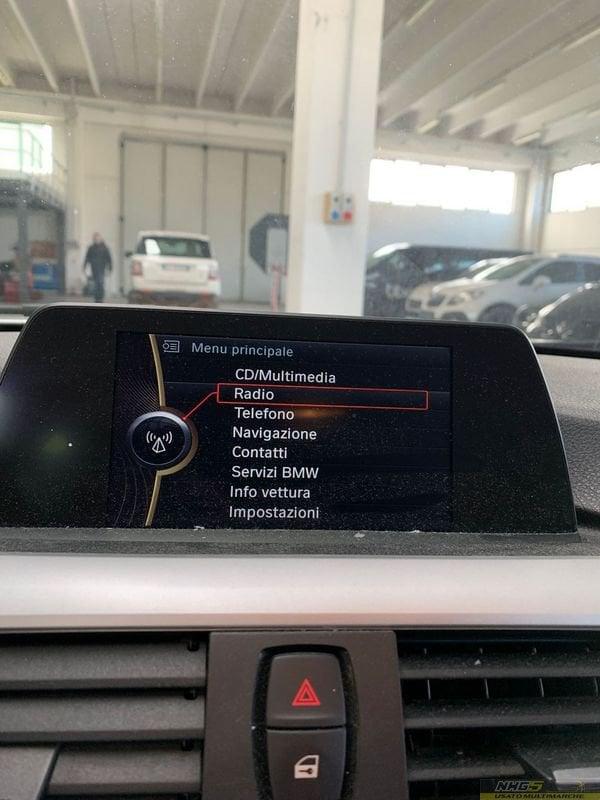 BMW Serie 3 318d Touring Business aut.