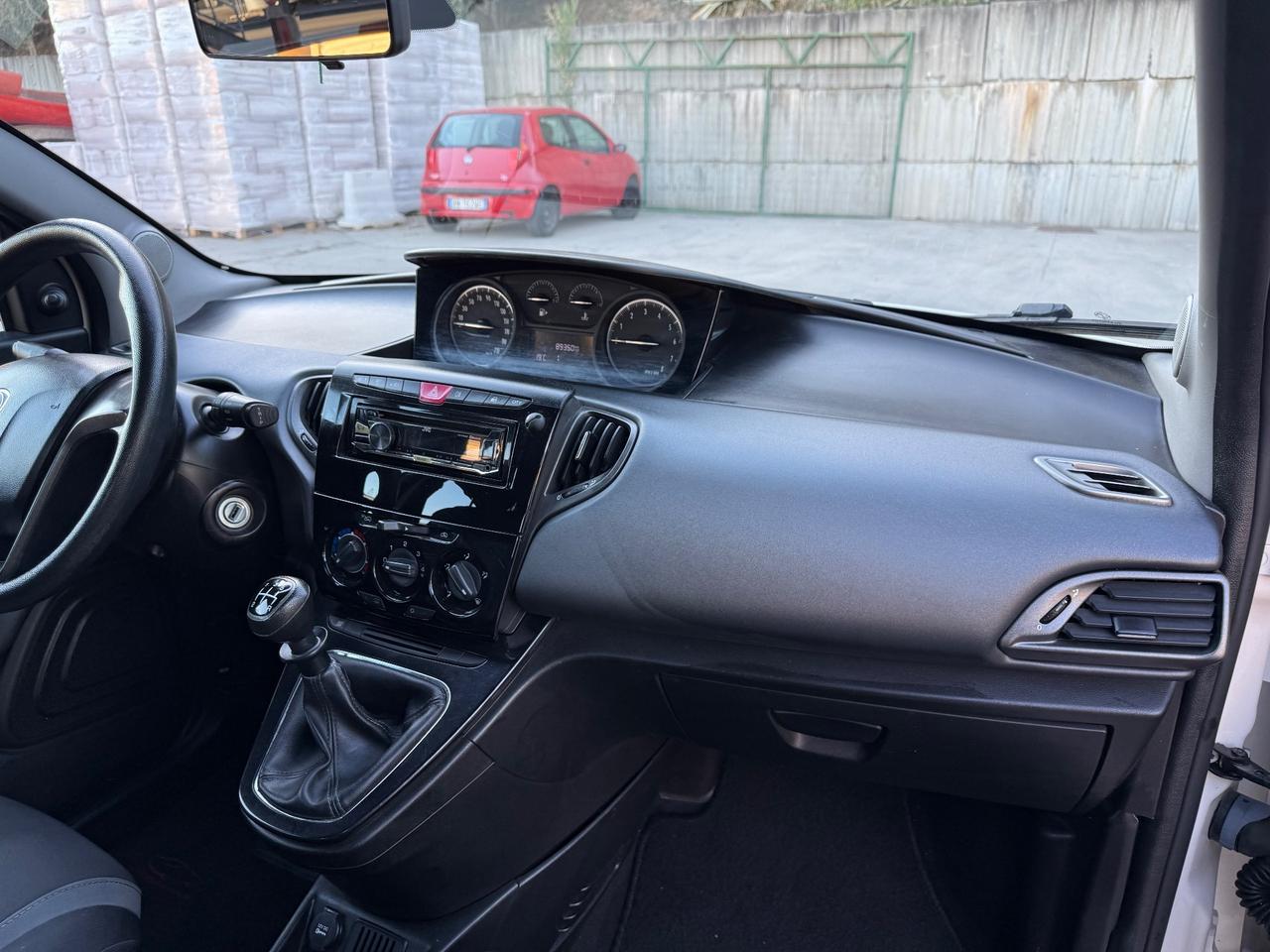 Lancia Ypsilon 1.2 benzina/gpl