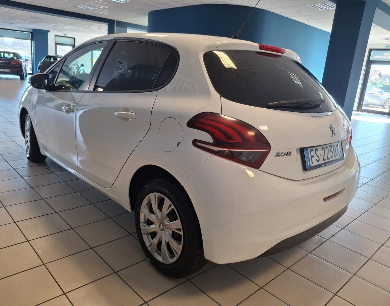 Peugeot 208 Van
