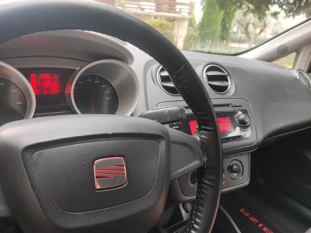 Seat Ibiza 1.4 Benz euro 4 neopatentati