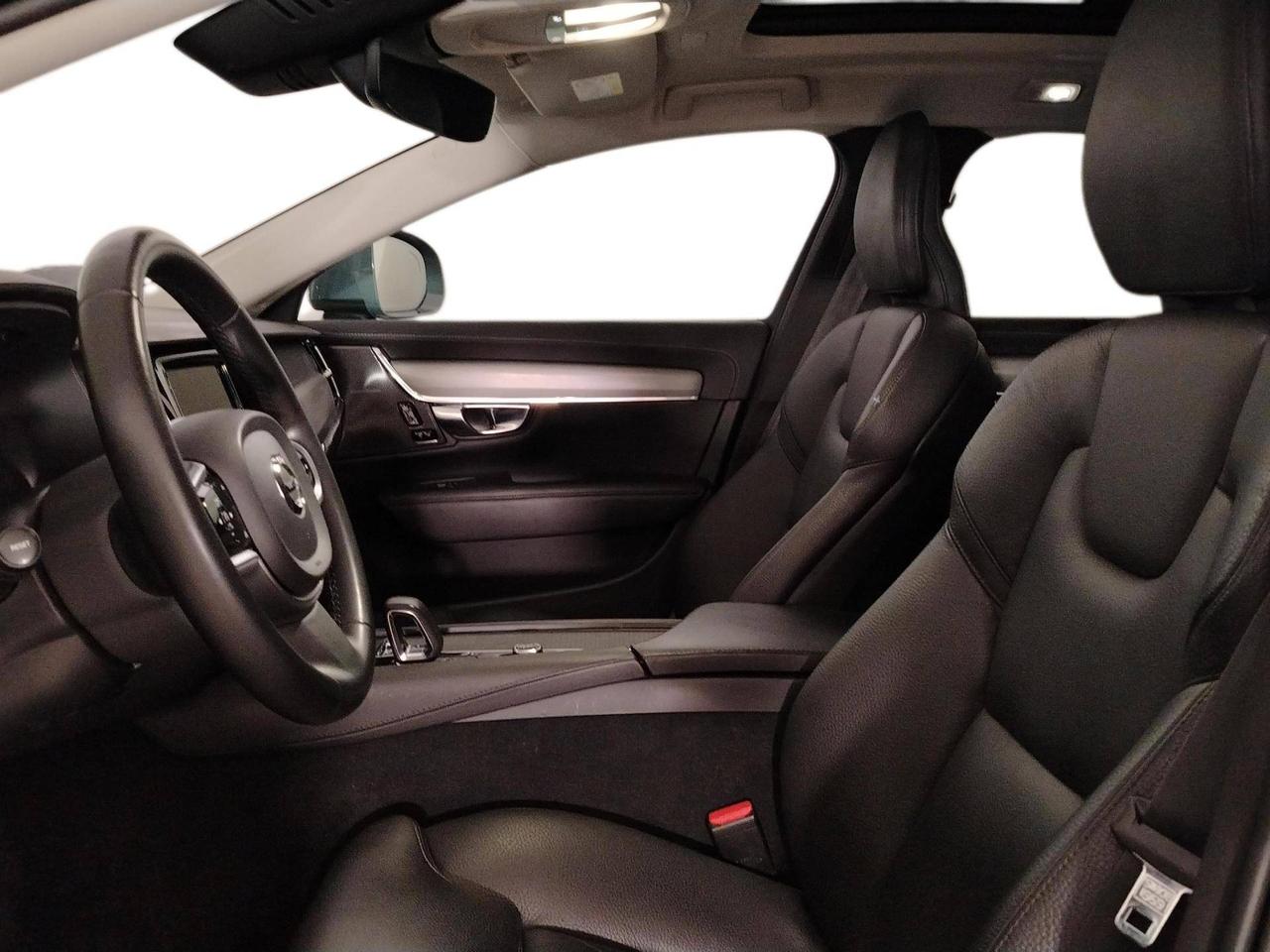 Volvo V90 Cross Country 2.0 b5 Ultimate awd