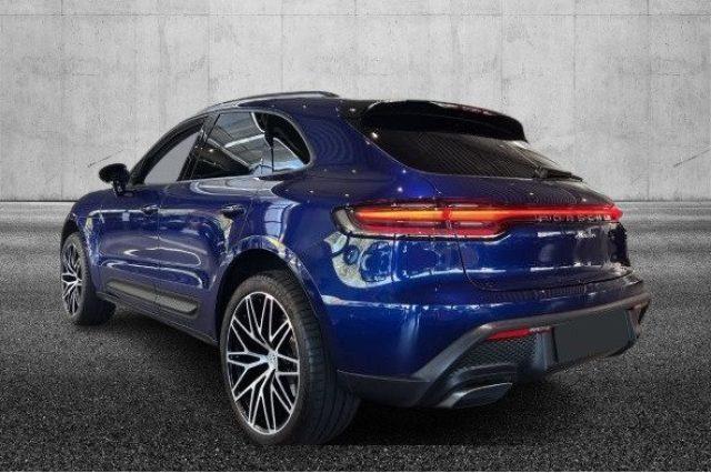 PORSCHE Macan 2.0