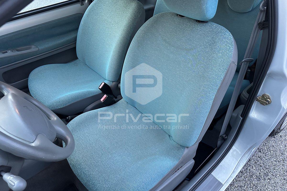 RENAULT Twingo 1.2i cat Ice