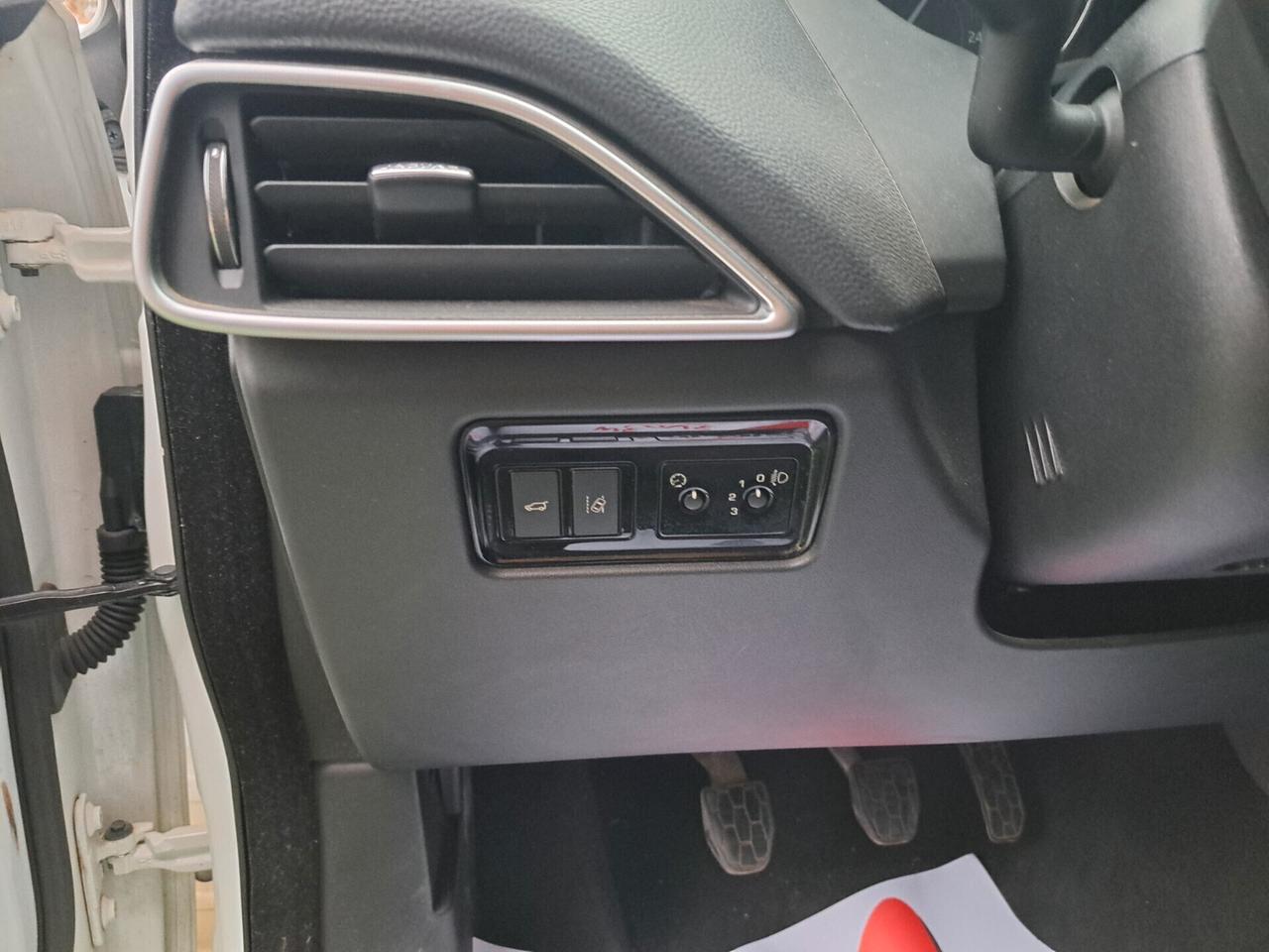 Jaguar F-Pace 2.0 D 163 CV Portfolio