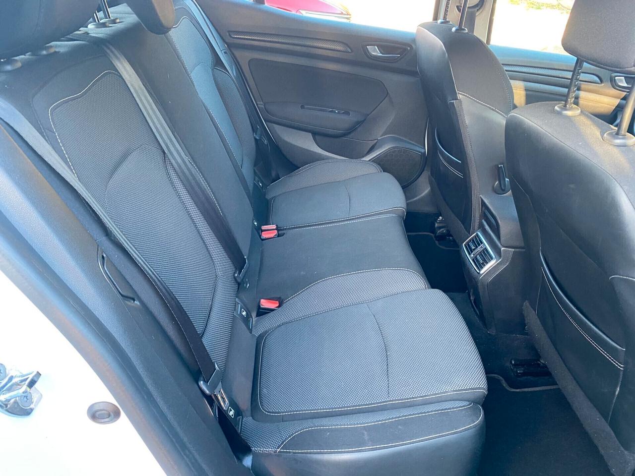 Renault Megane Mégane Sporter dCi 8V 110 CV EDC Energy Intens