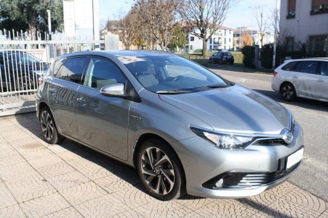 TOYOTA Auris 1.8 Hybrid Lounge