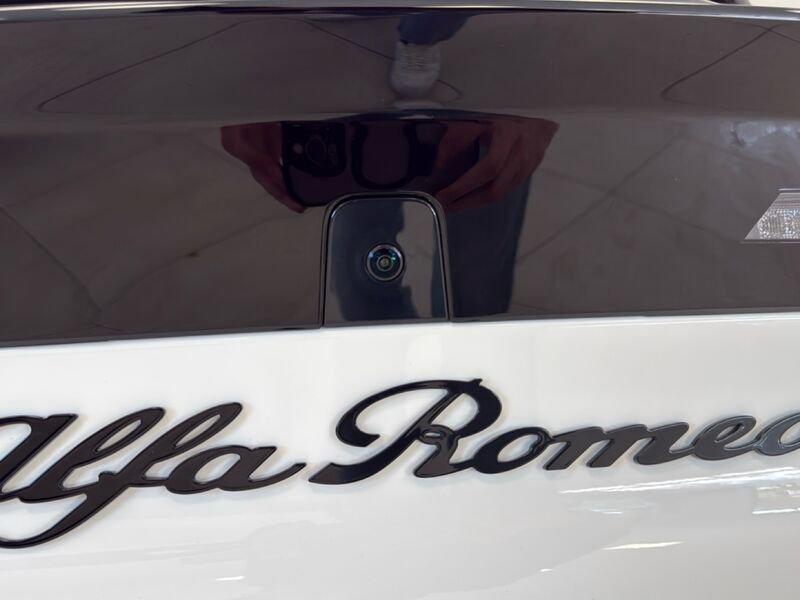 Alfa Romeo Junior Ibrida 1.2 145CV Hybrid eDCT6 ibrida SPECIALE