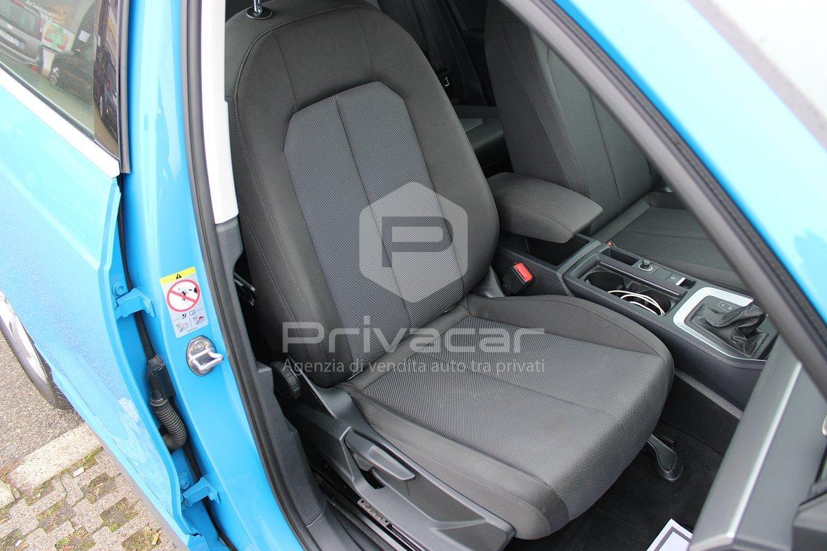 AUDI Q3 35 TDI S tronic Business