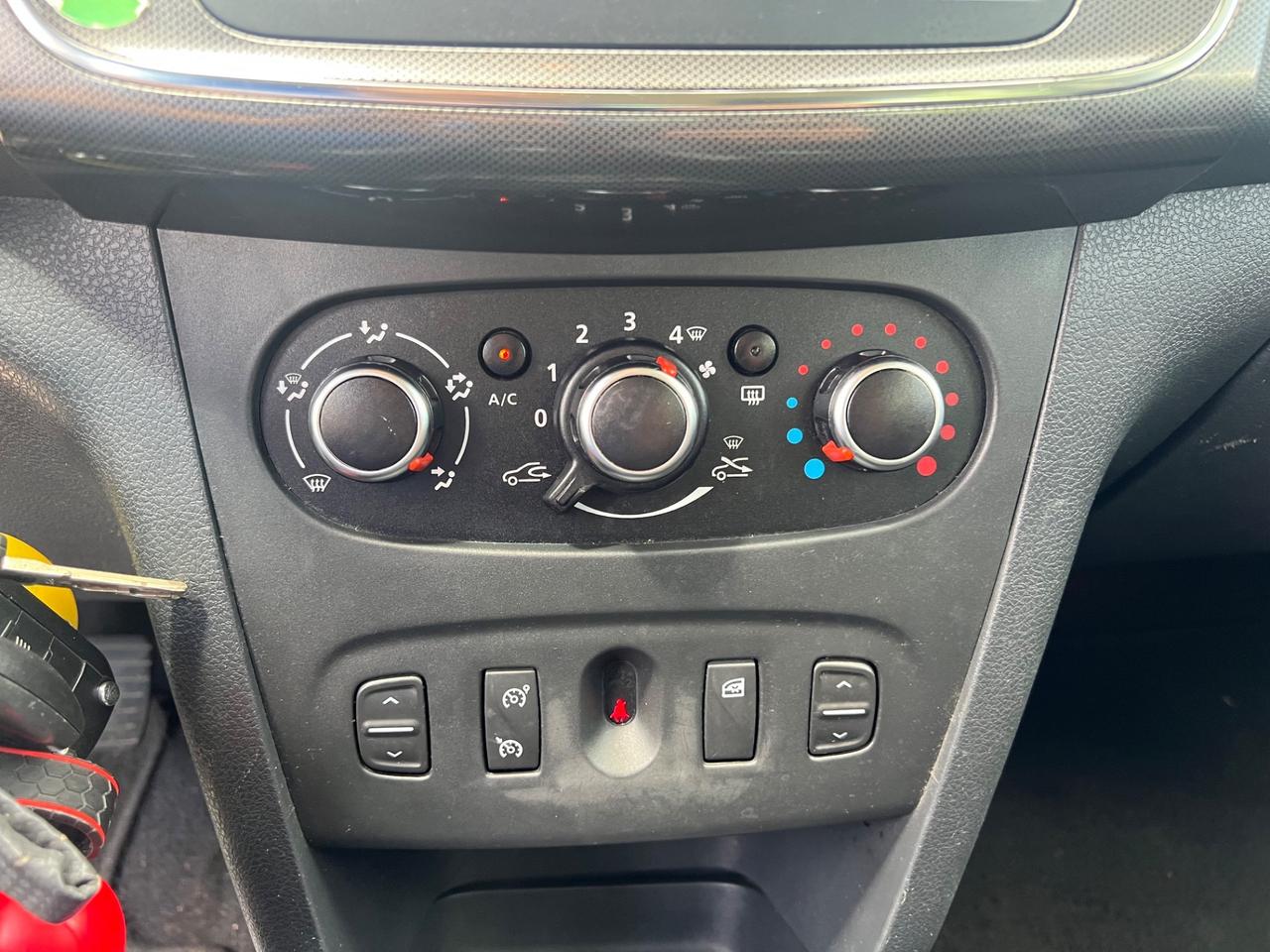 Dacia Sandero Stepway 0.9 GPL Comfort permute rate garanzia
