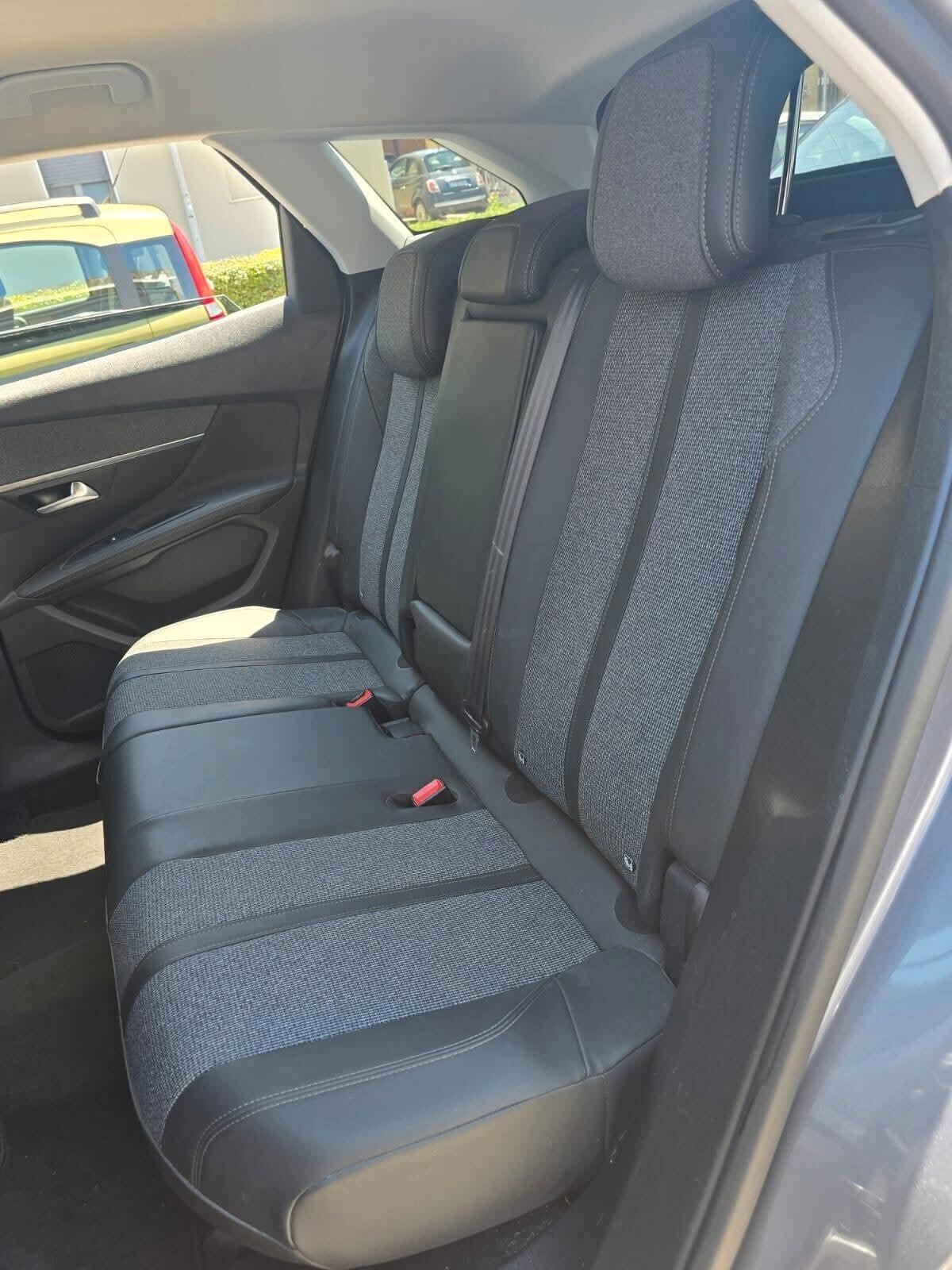 Peugeot 3008 BlueHDi 130 S&S Allure 1.5