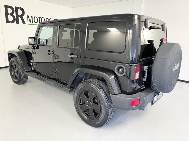 JEEP Wrangler Unlimited 2.8 CRD DPF Sahara Auto