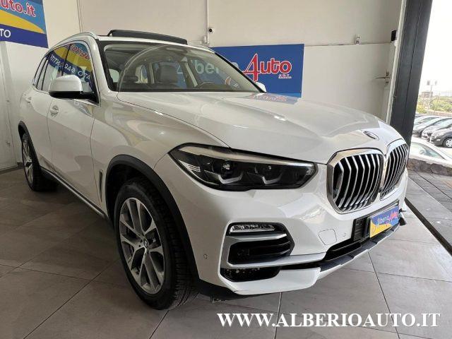 BMW X5 xDrive30d xLine TETTO + PACCHETTO INDIVIDU 12/2018