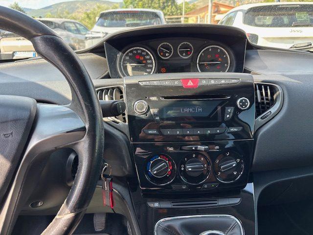 LANCIA Ypsilon 1.3 MJT 16V 95 Platinum TETTO APRIBILE perfetta