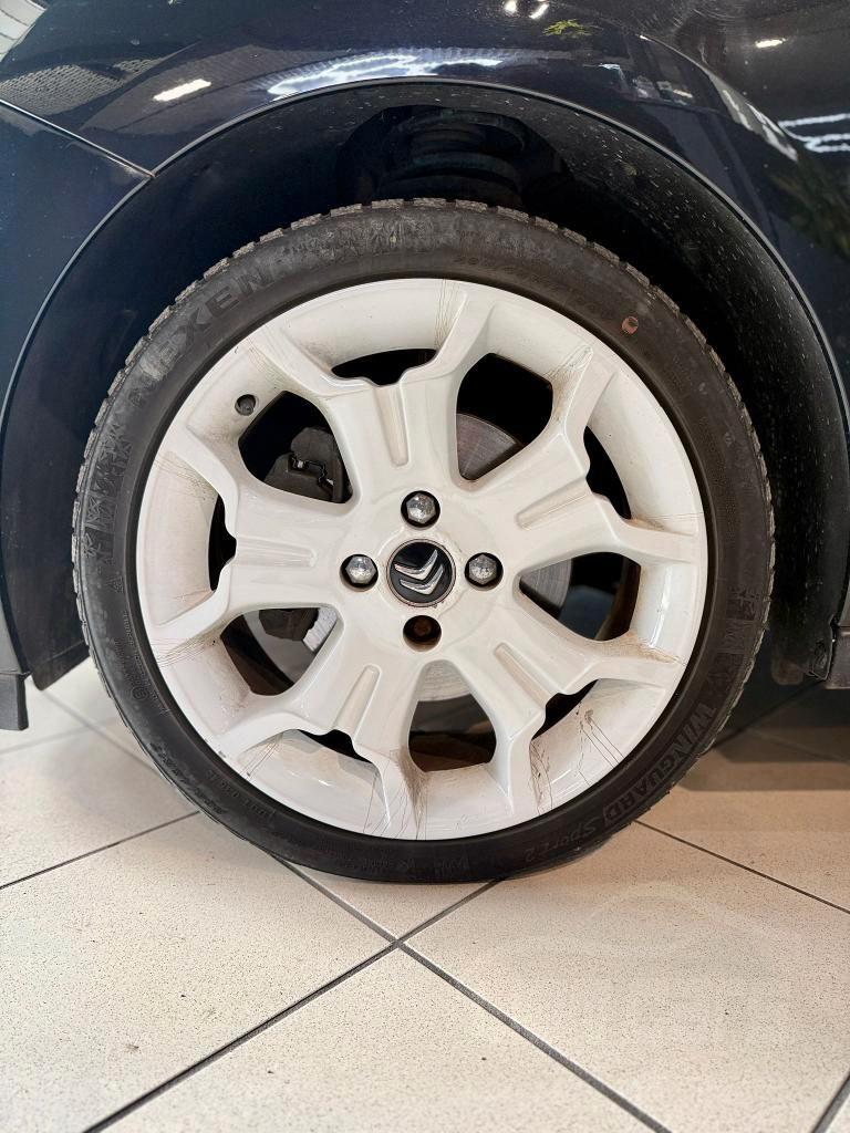 Citroen DS3 1.6 turbo thp Just Black 155cv