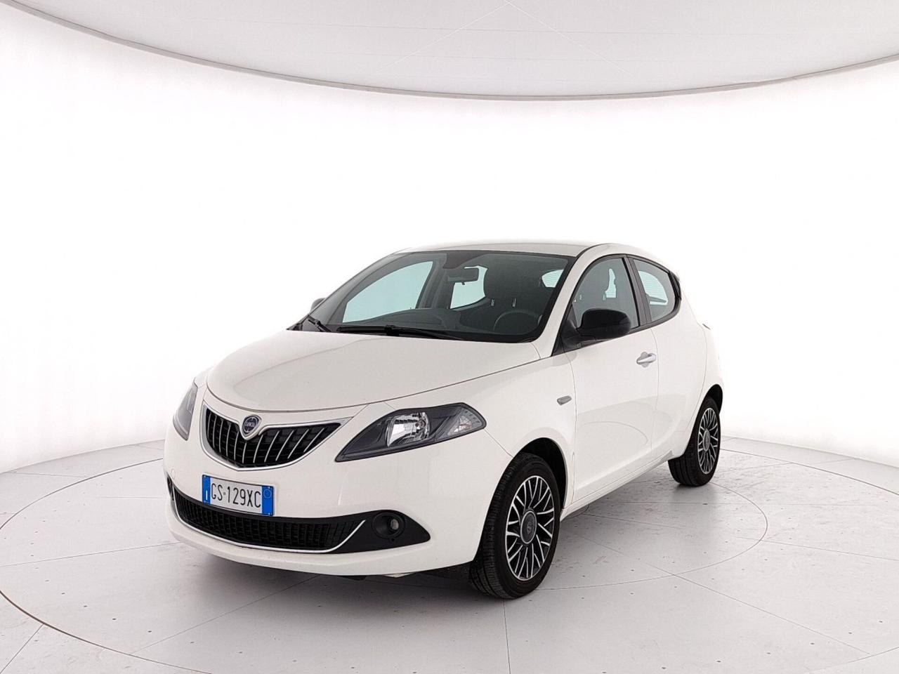 Lancia Ypsilon 1.0 FireFly 5 porte S&S Hybrid Platino