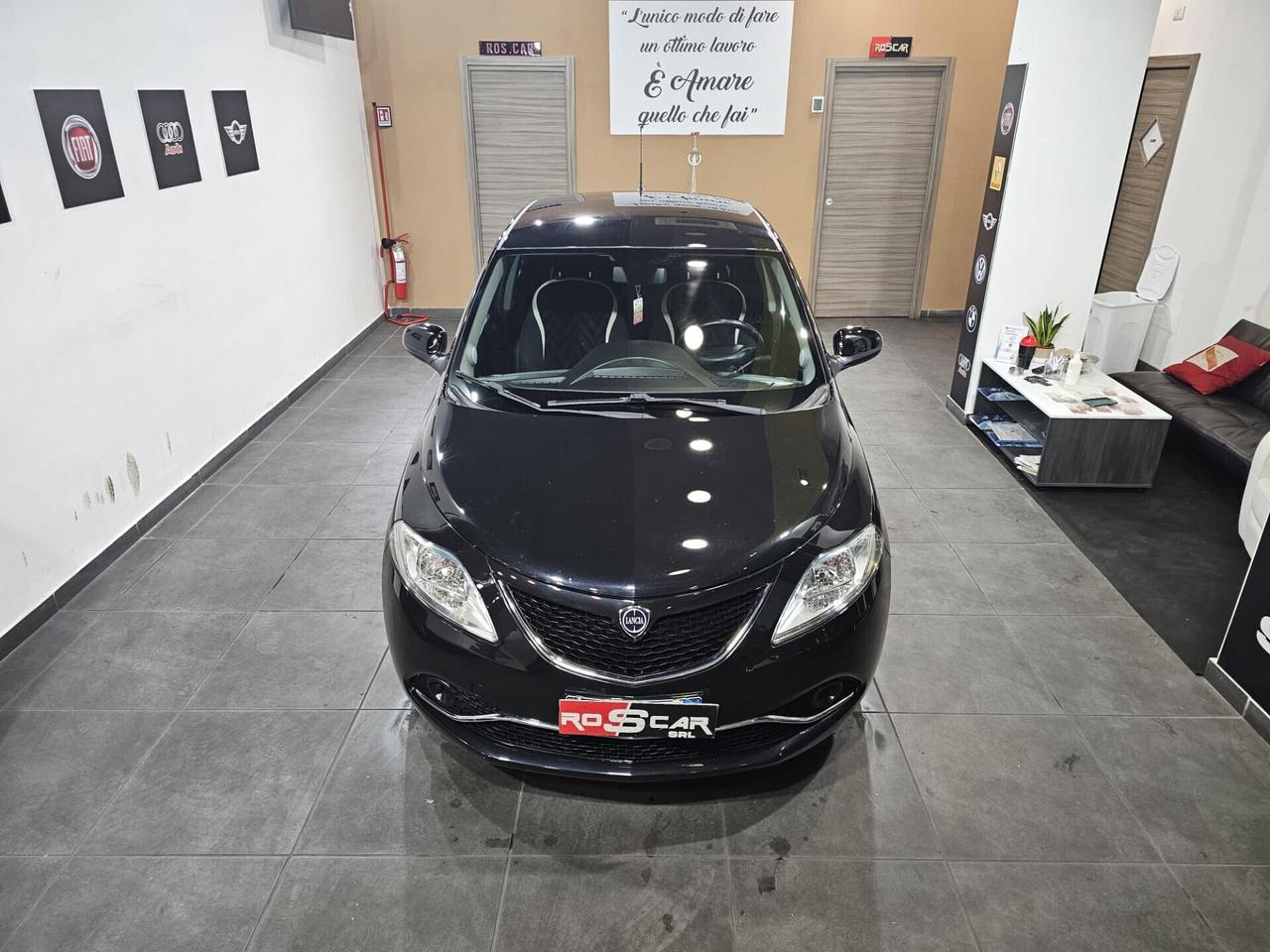 Lancia Ypsilon 1.2 benz. 69cv