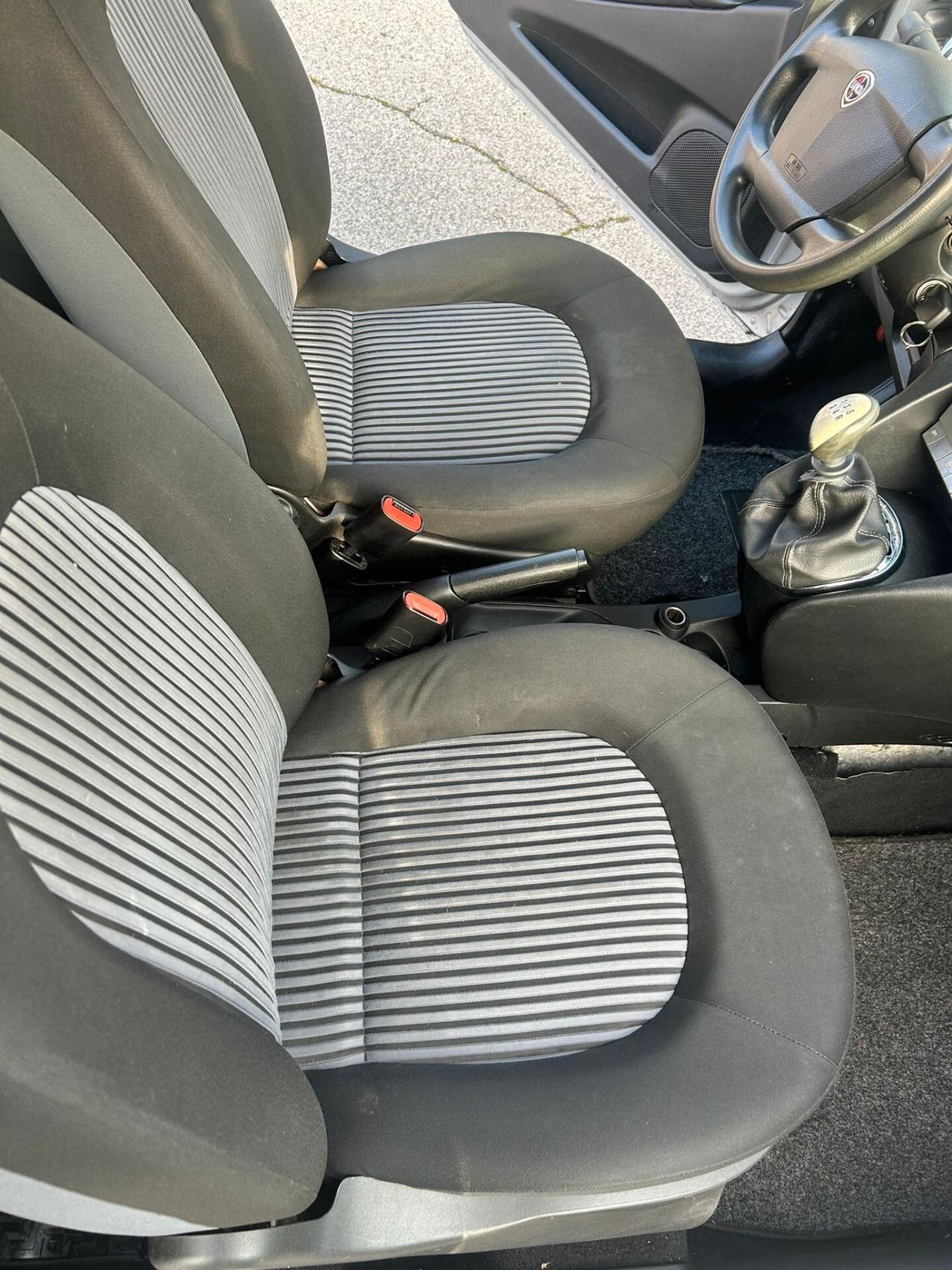 Lancia Ypsilon 1.2 cc unico proprietario 90.000 km