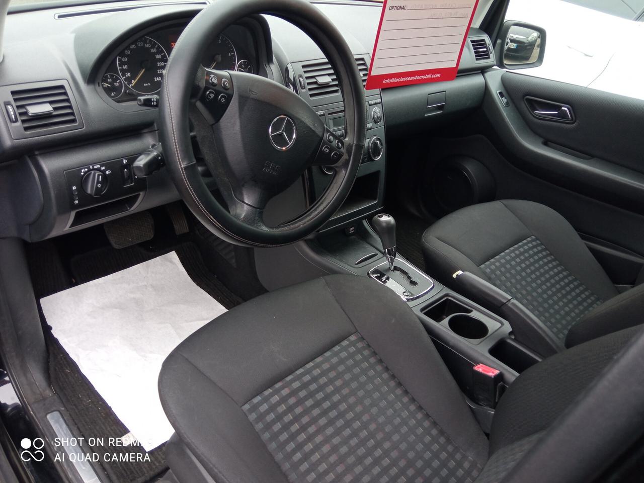 Mercedes-benz A 160 CDI BlueEFF AUT Executive