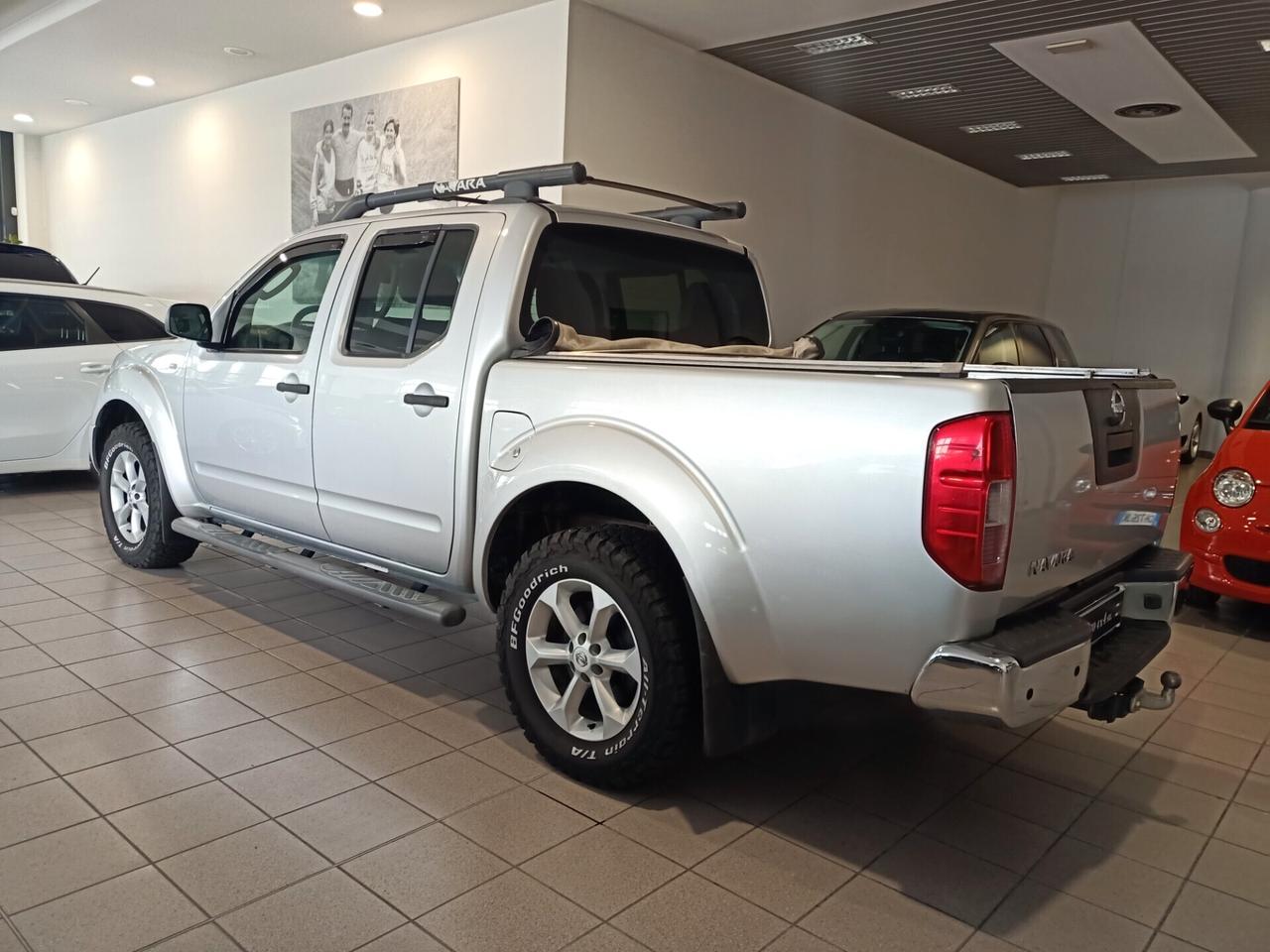 Nissan Navara Navara d.cab 2.5 dci LE 174cv*Automatico
