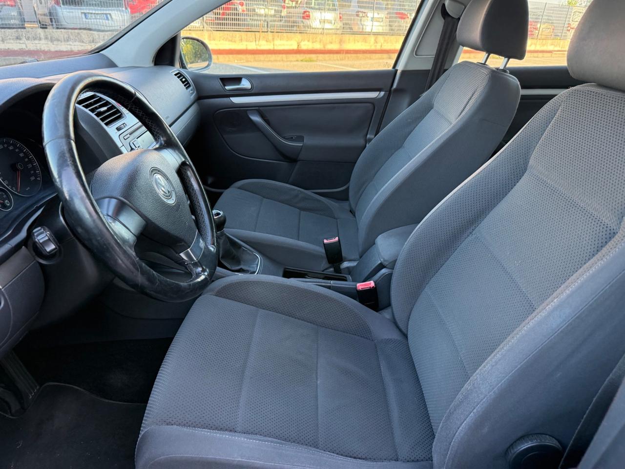Volkswagen Golf 1.9 TDI DPF 5p. Comfort. BlueMot.