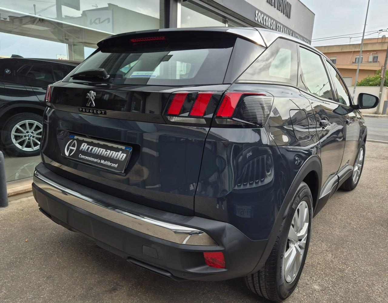 Peugeot 3008 BlueHDi 130 S&S EAT8 Business AUTOCARRO